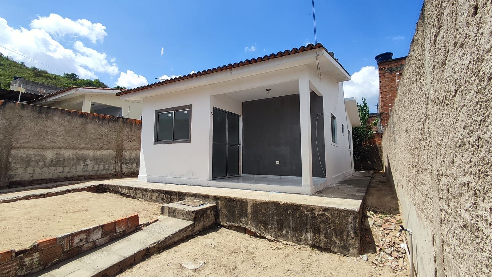 Casa em Nossa Senhora das Dores, Caruaru/PE de 57m² 2 quartos à venda por R$ 159.000,00