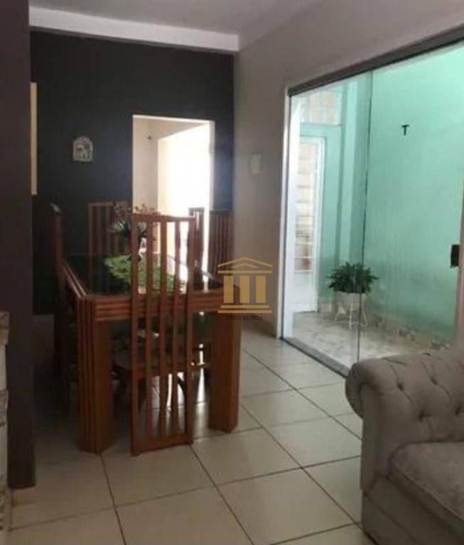 Sobrado em Jardim Alvorada, São José dos Campos/SP de 130m² 3 quartos para locação R$ 3.100,00/mes