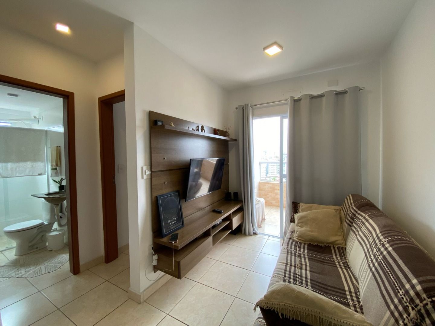 Apartamento em Canto do Forte, Praia Grande/SP de 59m² 2 quartos para locação R$ 2.800,00/mes