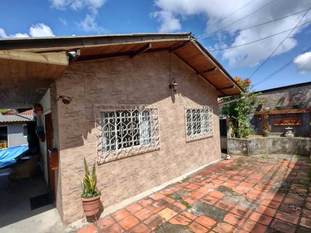 Casa em Monte Verde, Florianópolis/SC de 80m² 4 quartos à venda por R$ 549.000,00