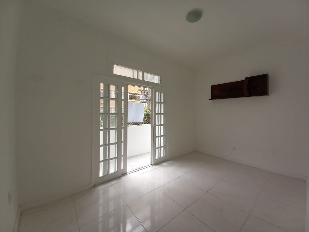Apartamento em Icaraí, Niterói/RJ de 72m² 2 quartos à venda por R$ 409.000,00