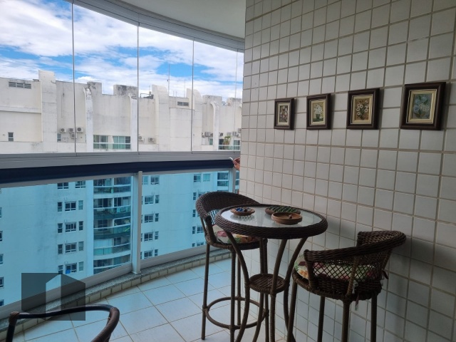 Apartamento em Barra da Tijuca, Rio de Janeiro/RJ de 100m² 3 quartos para locação R$ 5.200,00/mes