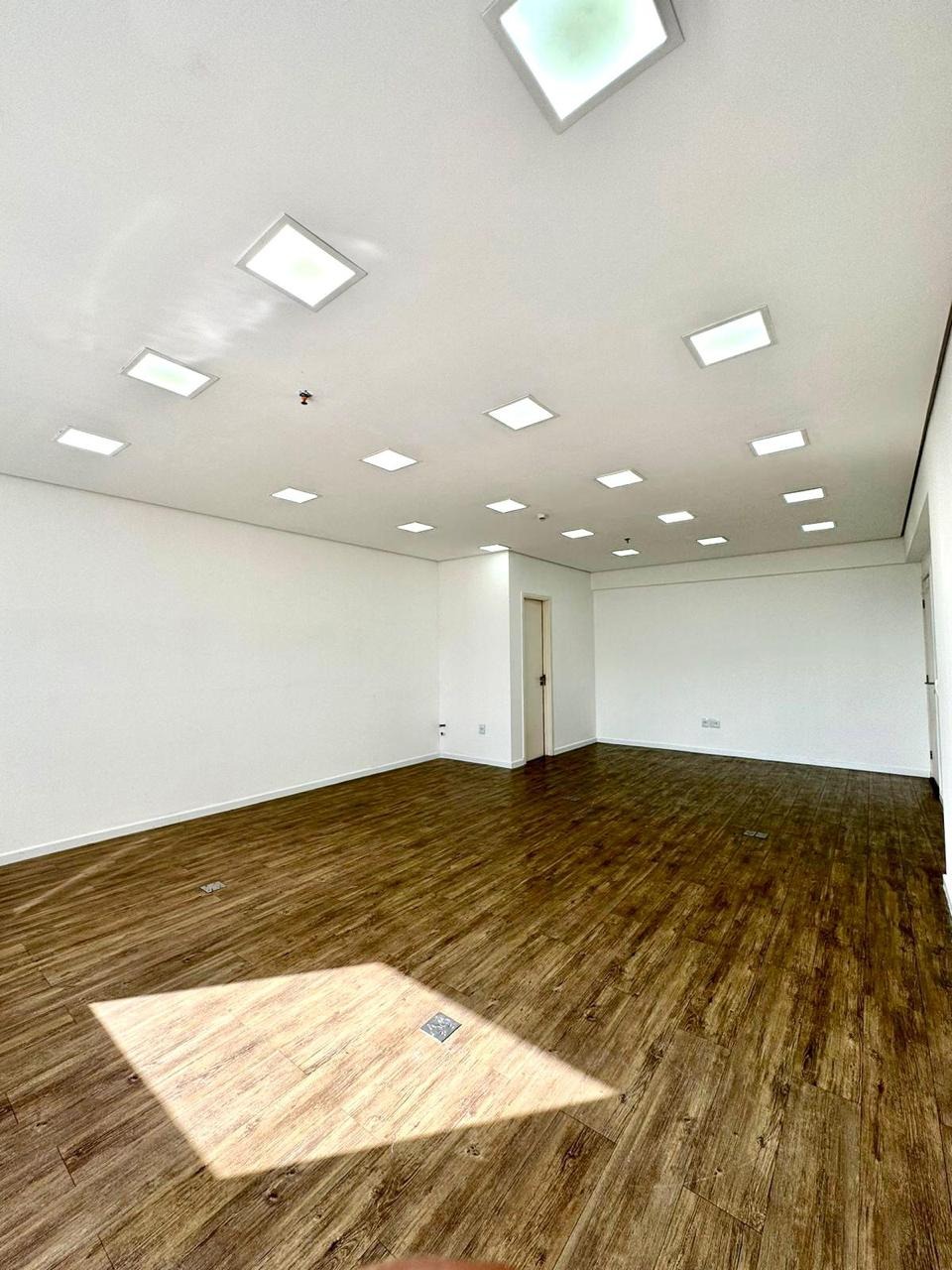 Sala em Centro, Santos/SP de 51m² à venda por R$ 359.300,00