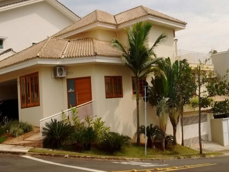 Casa em Centro, Sorocaba/SP de 285m² 3 quartos à venda por R$ 1.300.700,00