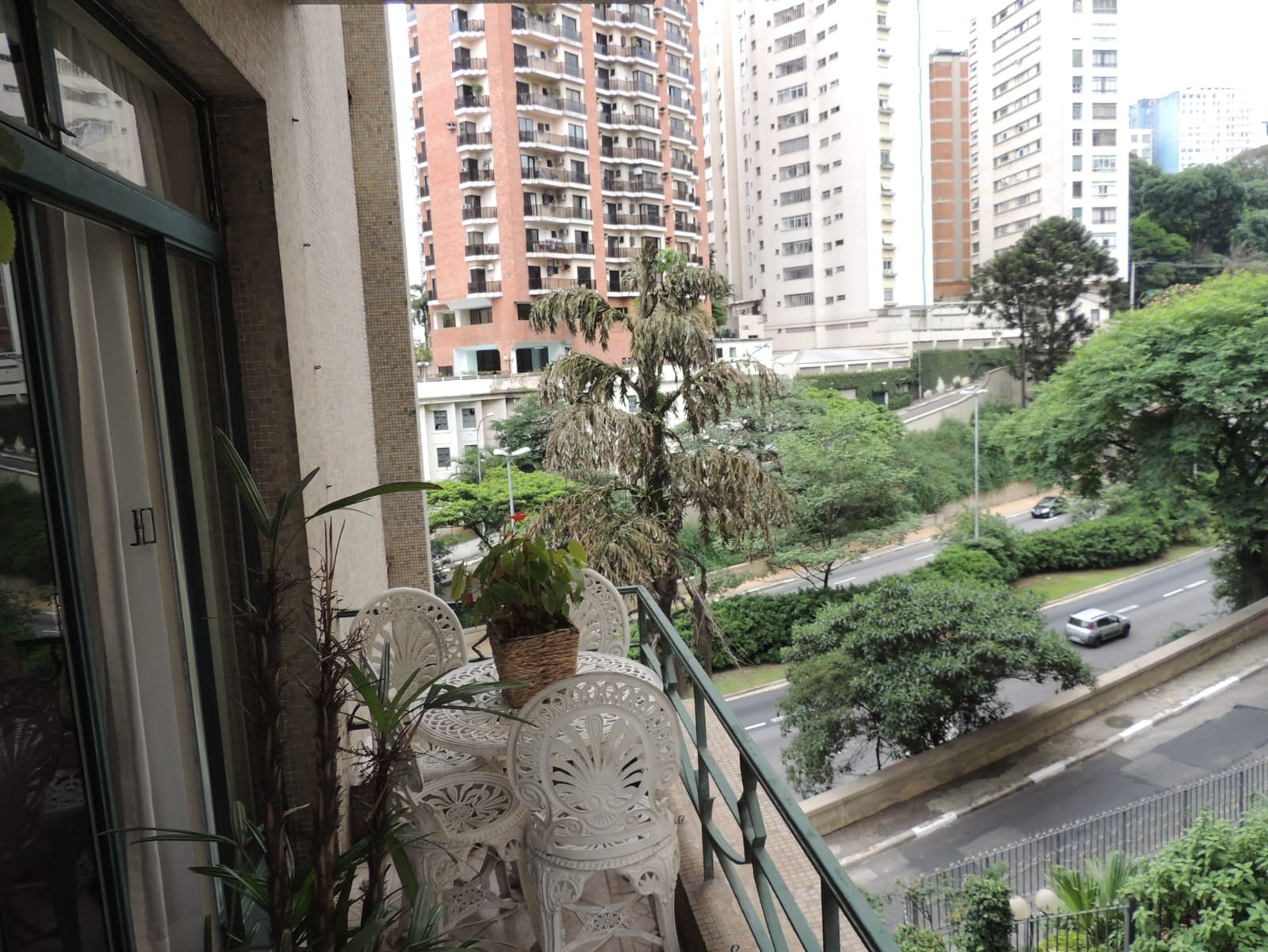 Apartamento em Jardim Paulista, São Paulo/SP de 259m² 3 quartos à venda por R$ 2.489.400,00