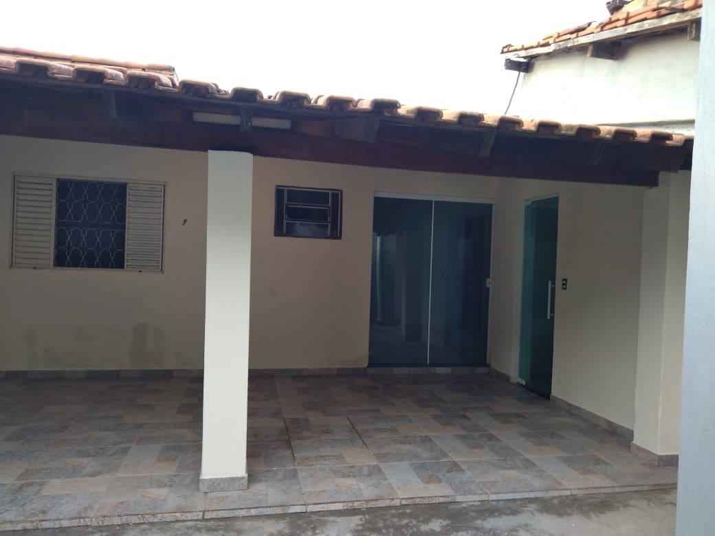 Casa em Jardim Santa Terezinha II, Mogi Guaçu/SP de 55m² 2 quartos para locação R$ 850,00/mes