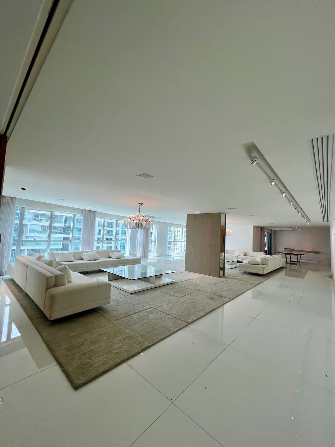 Apartamento em Barra da Tijuca, Rio de Janeiro/RJ de 600m² 5 quartos à venda por R$ 7.899.000,00 ou para locação R$ 40.000,00/mes