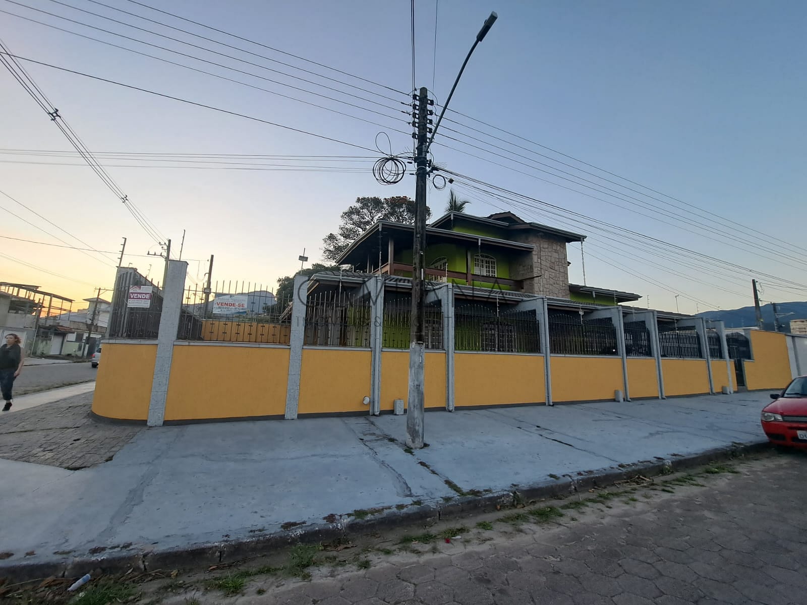 Casa em Indaiá, Caraguatatuba/SP de 380m² 4 quartos à venda por R$ 1.399.000,00