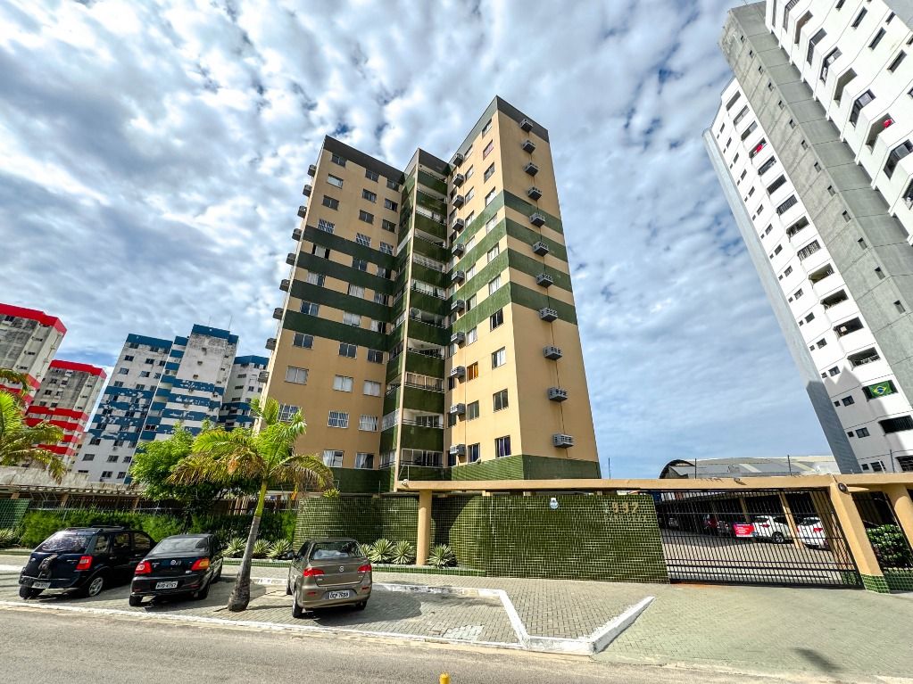 Apartamento em Papicu, Fortaleza/CE de 100m² 3 quartos à venda por R$ 399.000,00