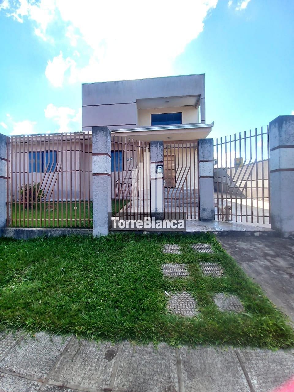 Sobrado em Jardim Carvalho, Ponta Grossa/PR de 320m² 3 quartos à venda por R$ 849.000,00