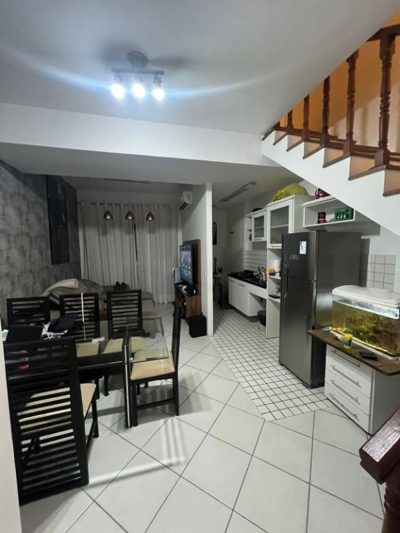 Flat em Gonzaga, Santos/SP de 74m² 2 quartos à venda por R$ 579.000,00