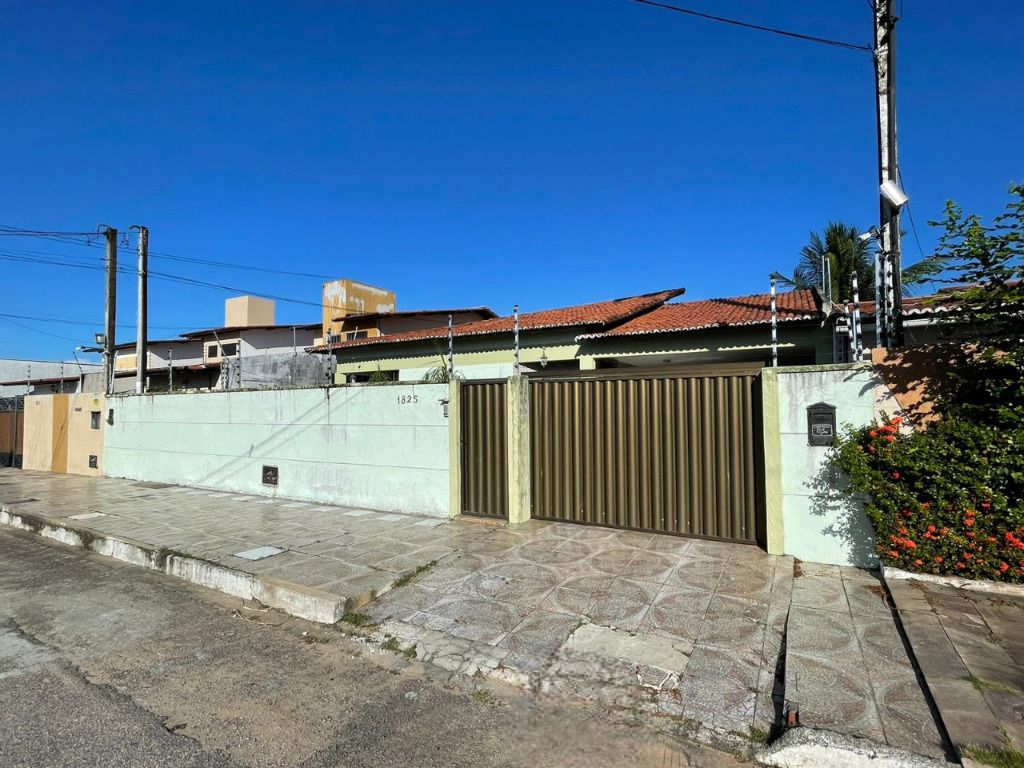 Casa em Capim Macio, Natal/RN de 278m² 5 quartos à venda por R$ 679.000,00