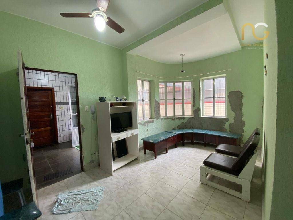 Apartamento em Vila Guilhermina, Praia Grande/SP de 85m² 2 quartos à venda por R$ 254.000,00