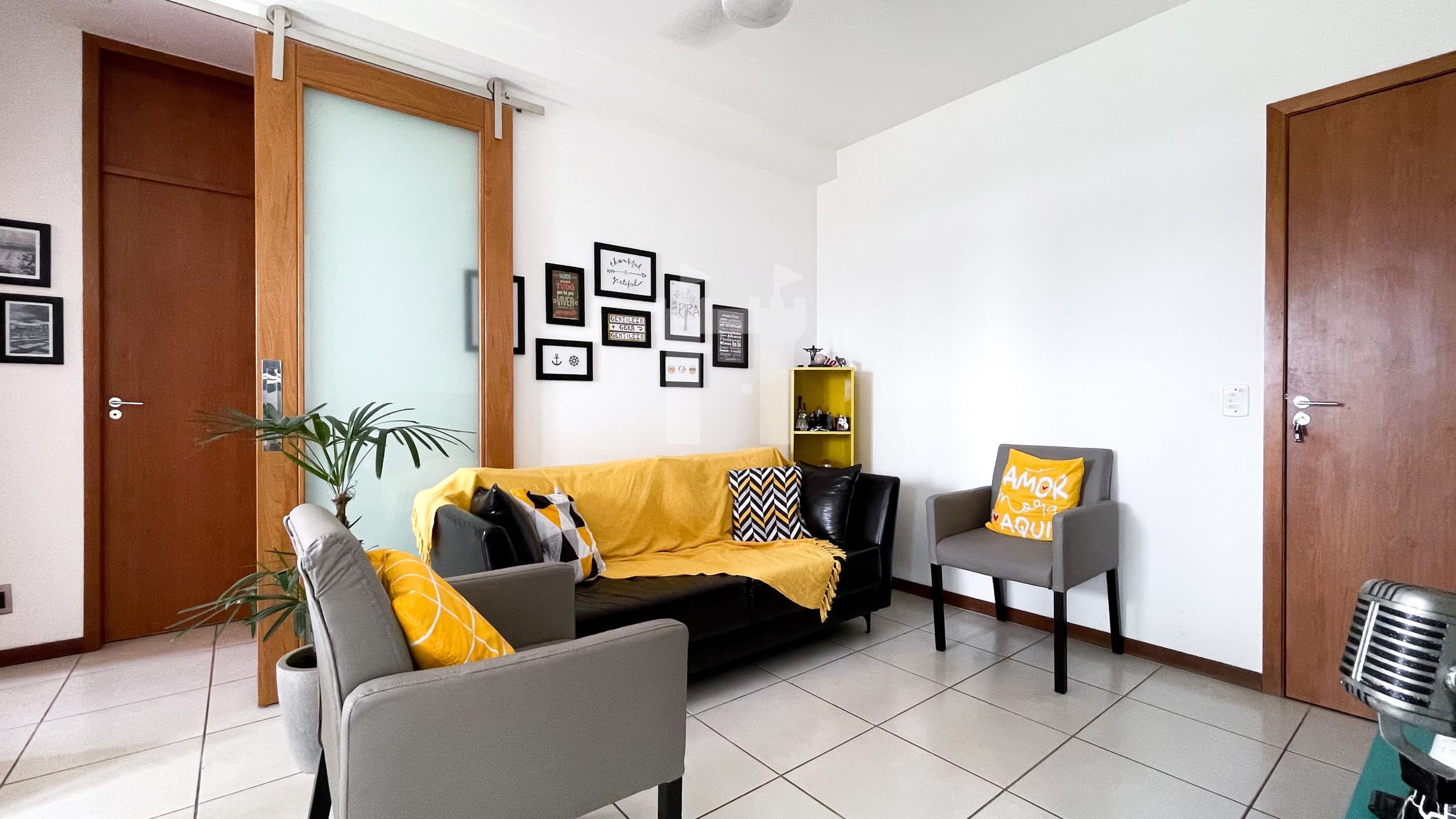 Apartamento em Morada de Laranjeiras, Serra/ES de 62m² 2 quartos à venda por R$ 359.000,00