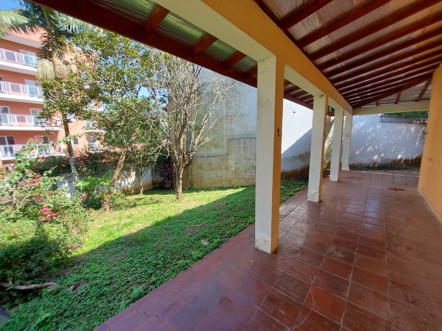 Casa em Chácara Pavoeiro, Cotia/SP de 210m² 4 quartos à venda por R$ 1.099.000,00