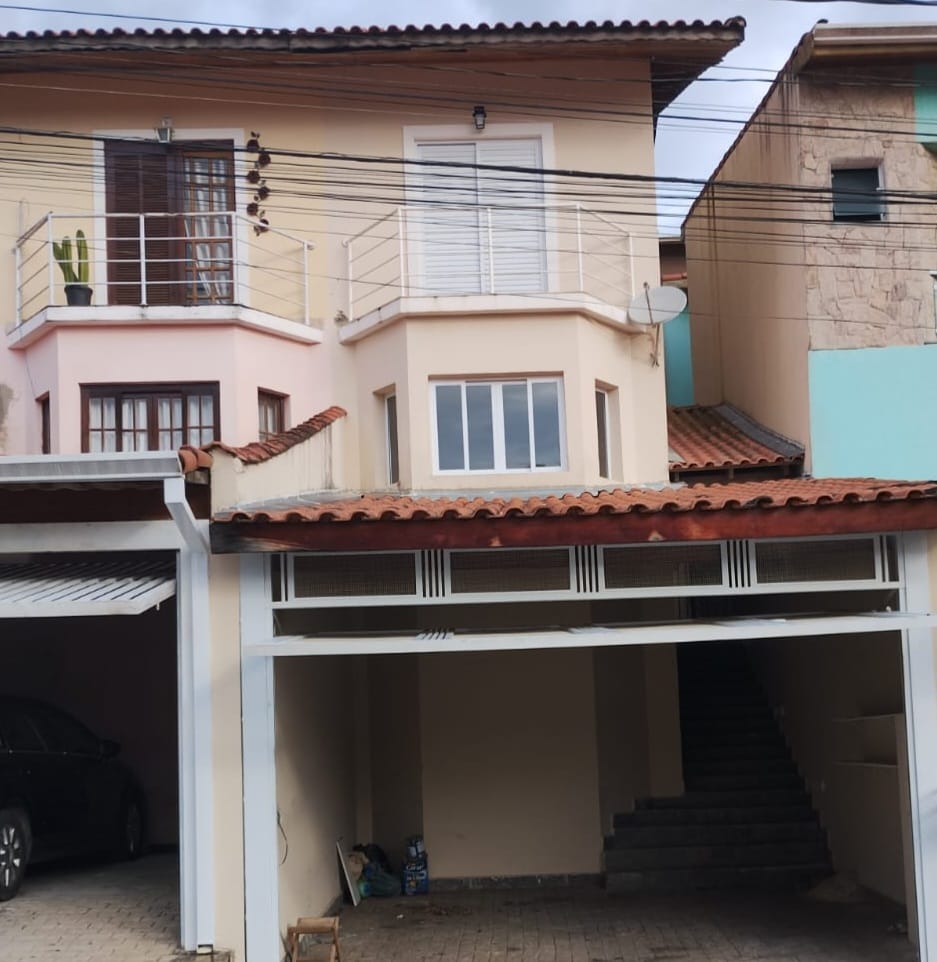 Casa em Jardim Rio das Pedras, Cotia/SP de 193m² 3 quartos para locação R$ 4.200,00/mes