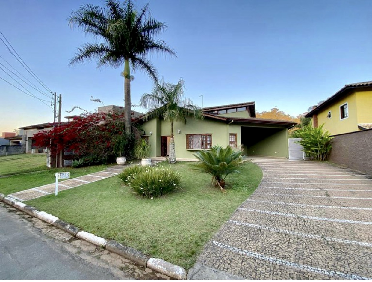 Casa em Parque Dom Henrique, Cotia/SP de 400m² 4 quartos à venda por R$ 1.599.000,00