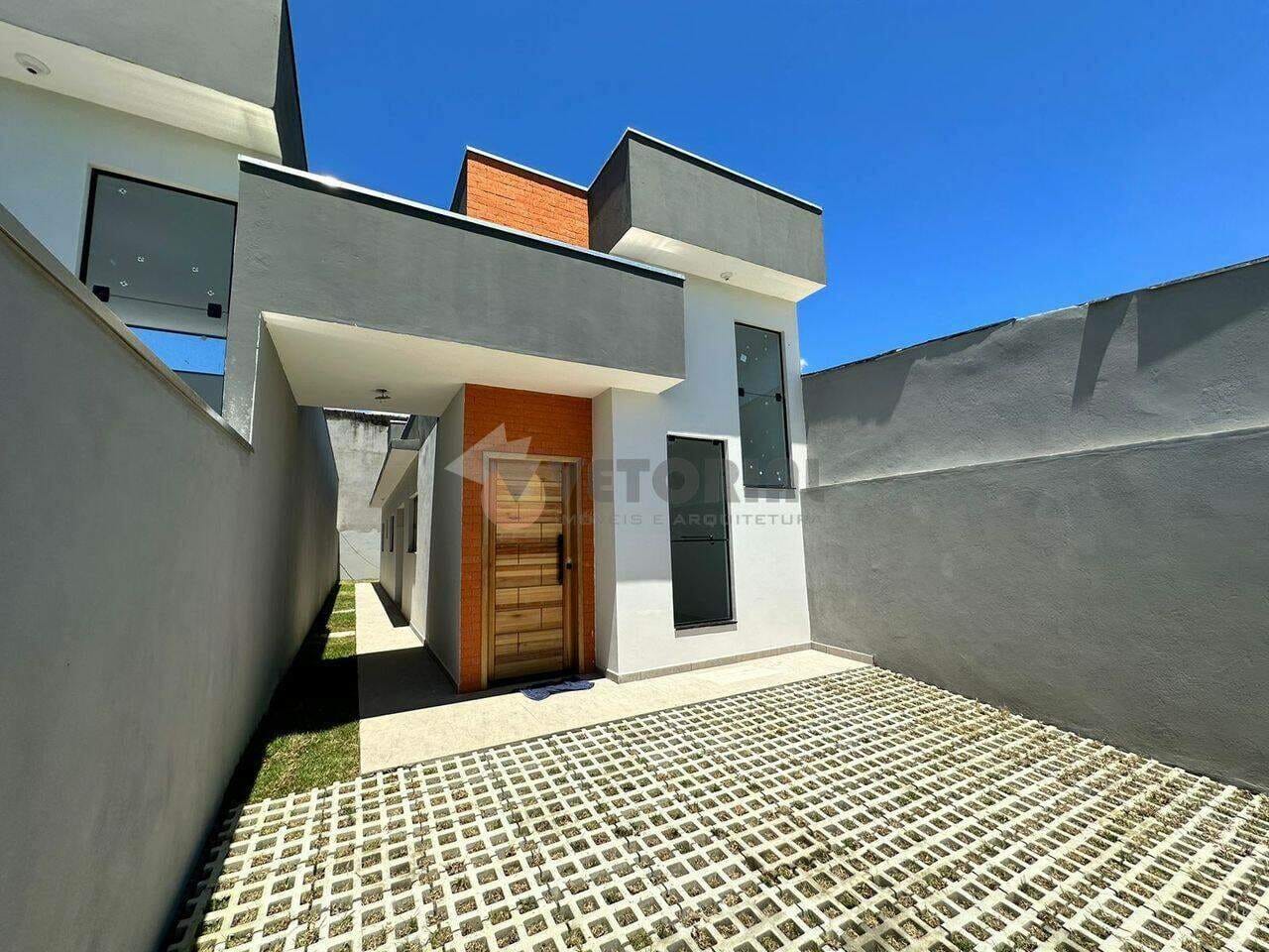 Casa em Balneário Recanto do Sol, Caraguatatuba/SP de 70m² 2 quartos à venda por R$ 379.000,00
