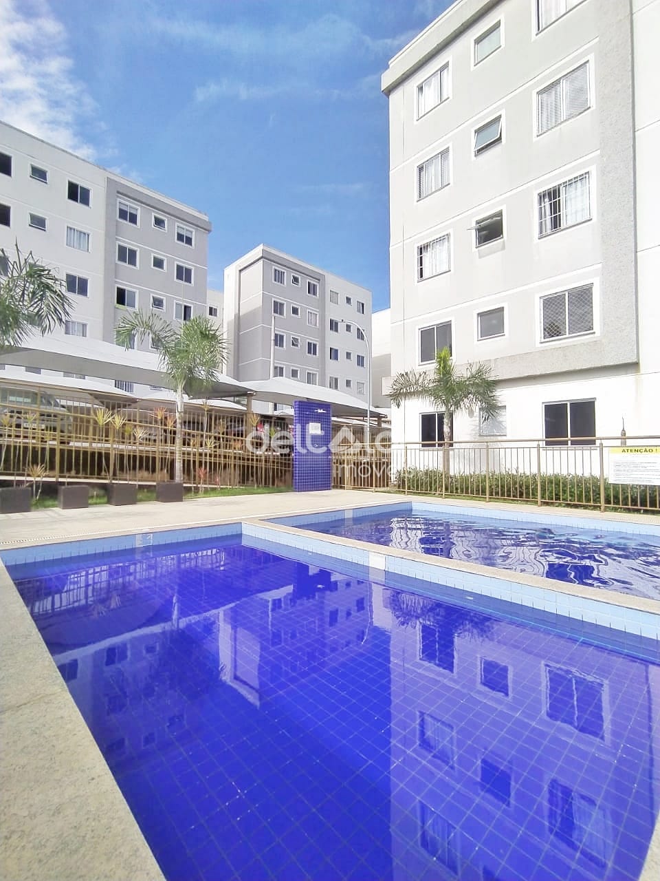 Apartamento em Pousada Del Rey (São Benedito), Santa Luzia/MG de 45m² 2 quartos para locação R$ 800,00/mes