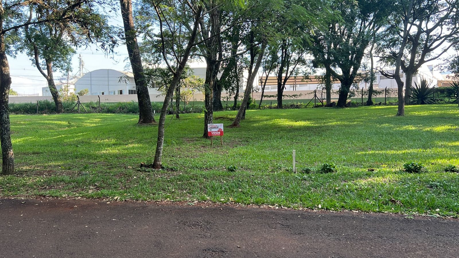 Terreno em Parque Industrial Zona Norte, Apucarana/PR de 10m² à venda por R$ 272.306,00