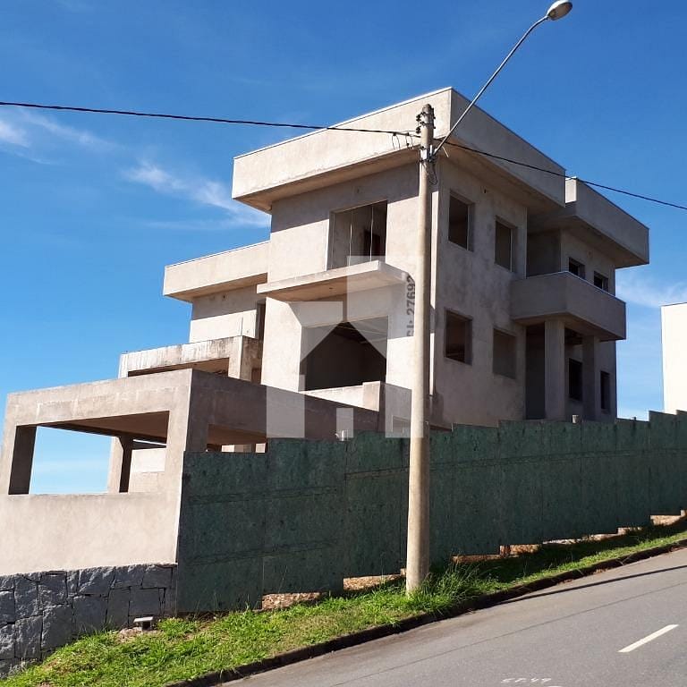 Casa em Parque das Laranjeiras, Itatiba/SP de 320m² 4 quartos à venda por R$ 999.000,00