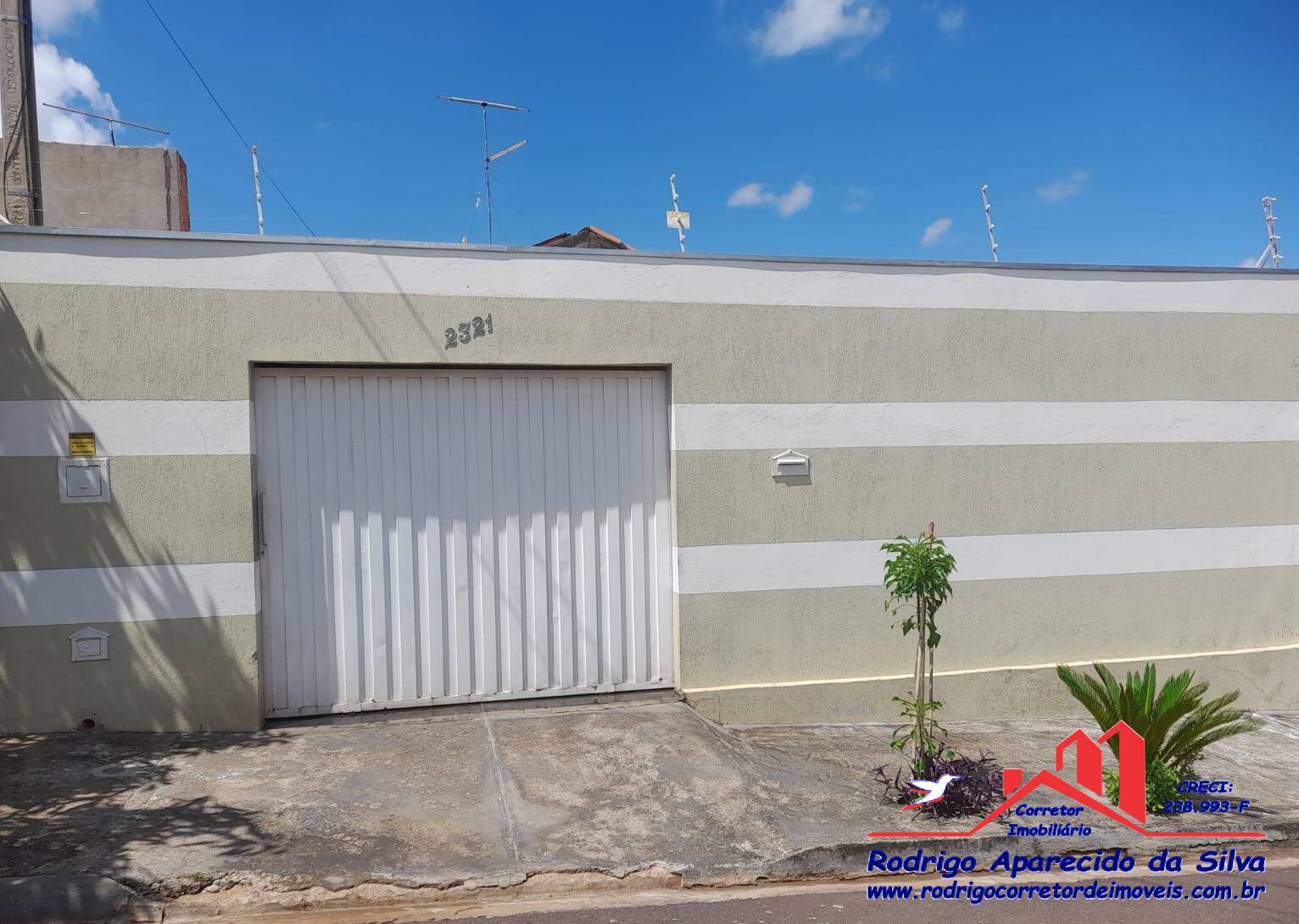Casa em Conjunto Habitacional Elias Stefan, Araçatuba/SP de 178m² 2 quartos à venda por R$ 219.000,00