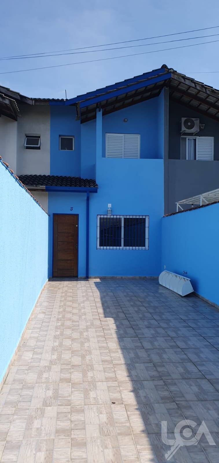 Sobrado em Pontal de Santa Marina, Caraguatatuba/SP de 163m² 3 quartos à venda por R$ 549.000,00