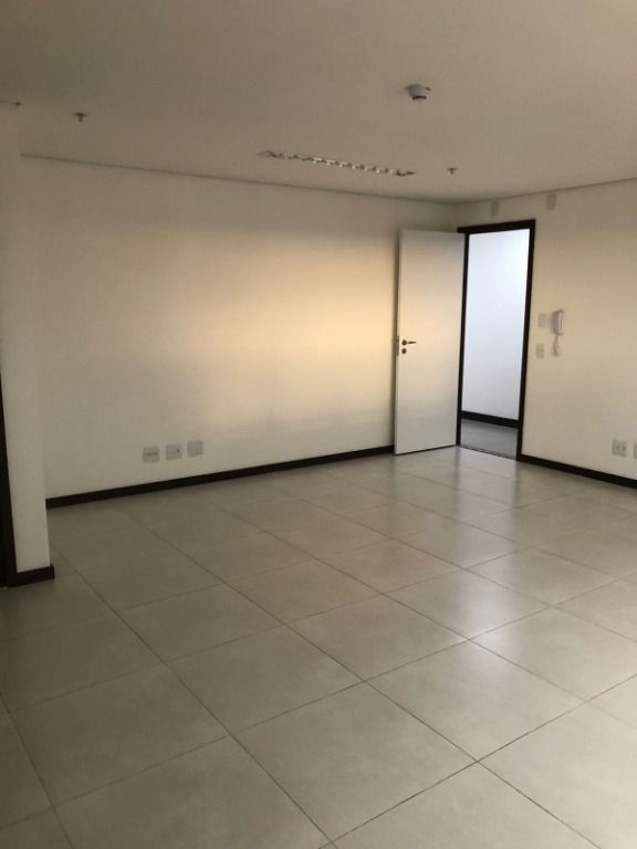 Sala em Centro, Bauru/SP de 36m² à venda por R$ 329.000,00