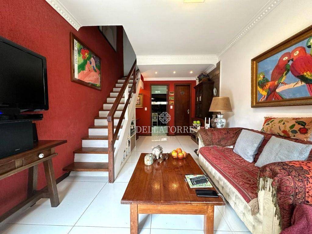 Casa em Pimenteiras, Teresópolis/RJ de 64m² 3 quartos à venda por R$ 439.000,00