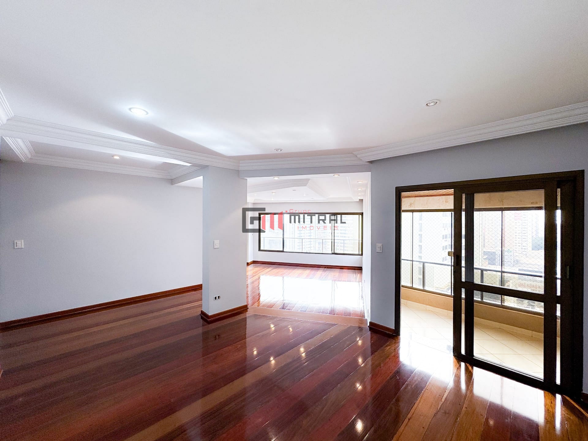 Apartamento em Centro, Londrina/PR de 283m² 4 quartos à venda por R$ 1.199.000,00 ou para locação R$ 3.500,00/mes