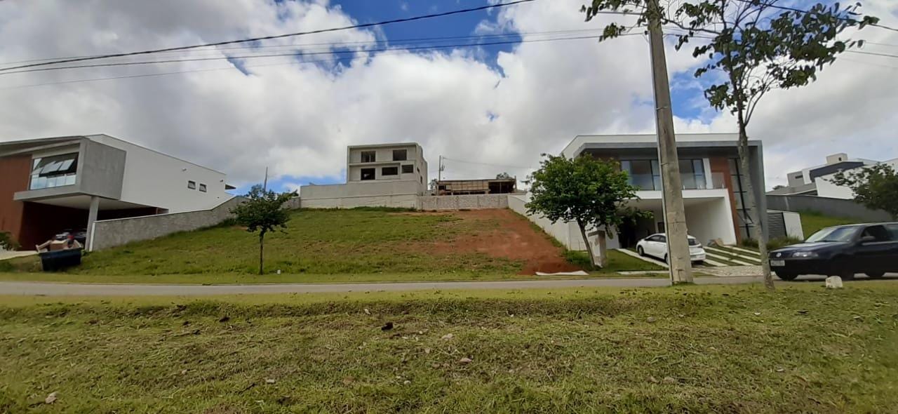 Terreno em São Pedro, Juiz de Fora/MG de 452m² à venda por R$ 324.000,00