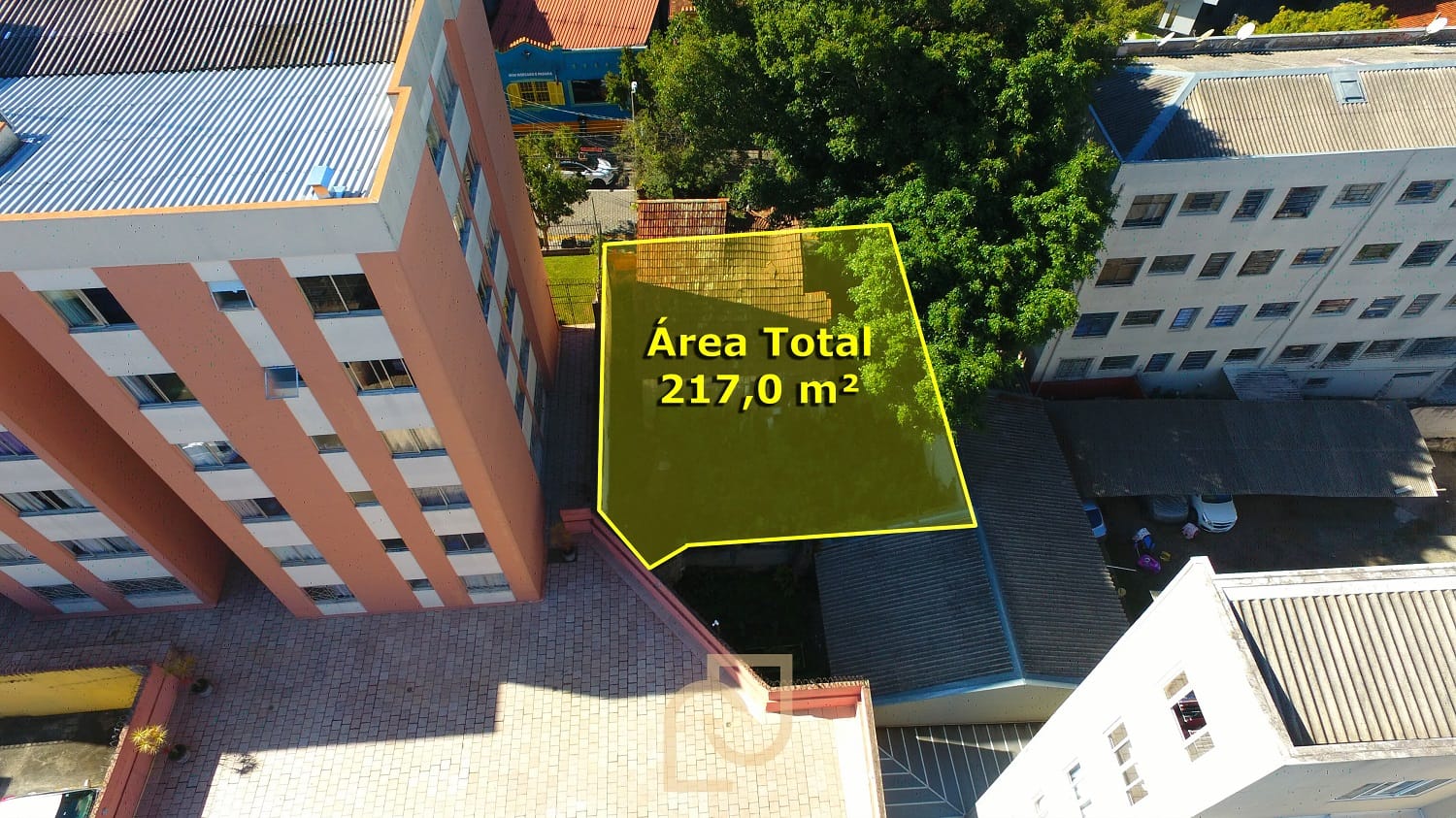 Terreno em Centro, Curitiba/PR de 217m² à venda por R$ 579.000,00