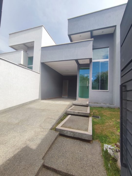 Casa em Moinho dos Ventos, Goiânia/GO de 190m² 3 quartos à venda por R$ 438.980,00