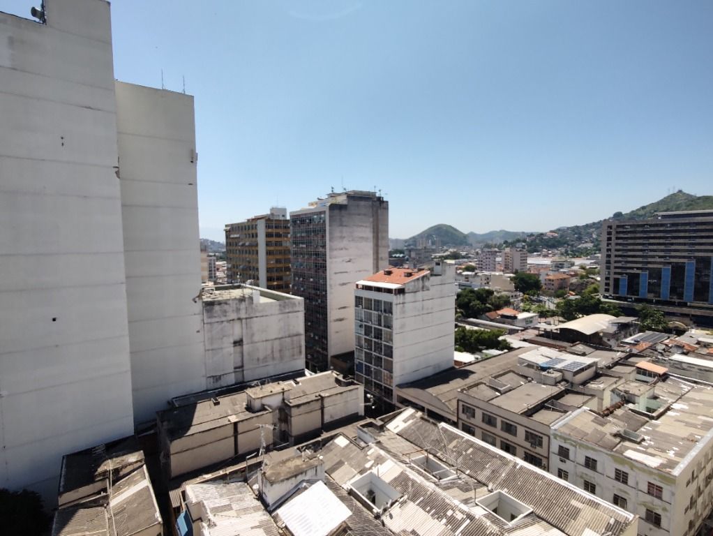 Sala em Centro, Niterói/RJ de 36m² à venda por R$ 104.000,00