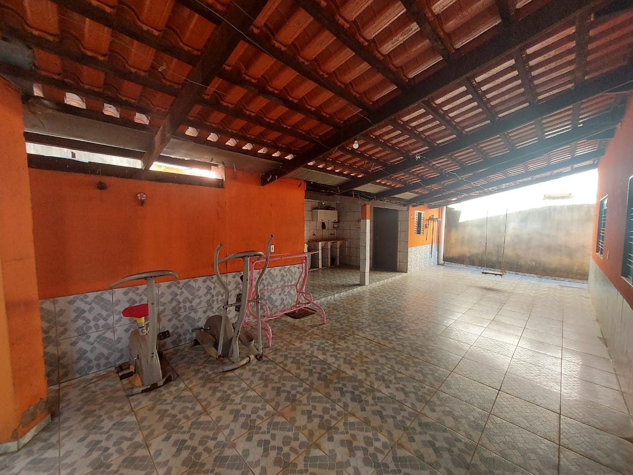 Casa em Residencial Village Garavelo, Aparecida de Goiânia/GO de 375m² 3 quartos à venda por R$ 449.000,00