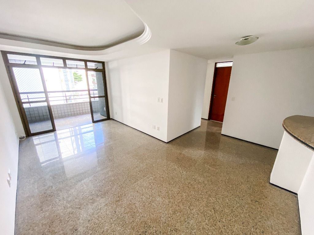 Apartamento em Meireles, Fortaleza/CE de 80m² 2 quartos para locação R$ 2.200,00/mes