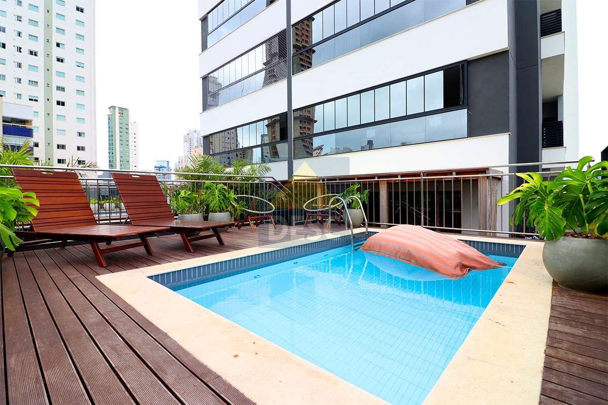 Apartamento em Centro, Balneário Camboriú/SC de 208m² 3 quartos à venda por R$ 3.399.000,00