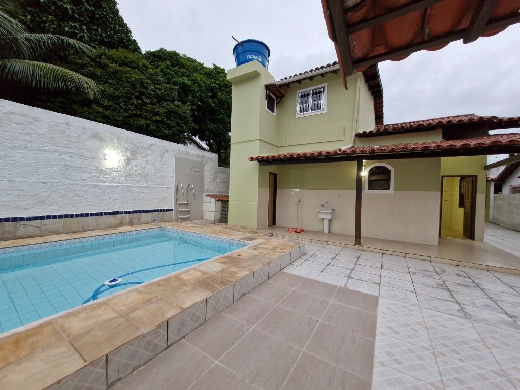 Casa em Piratininga, Niterói/RJ de 200m² 3 quartos à venda por R$ 848.900,00