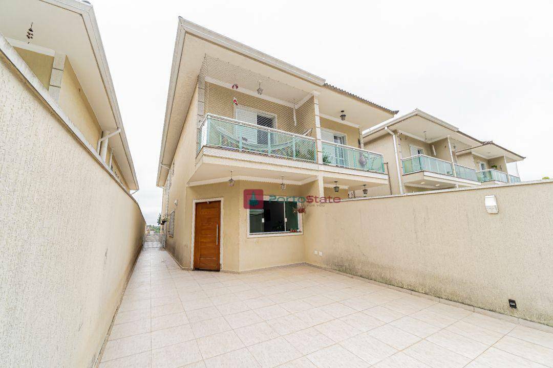 Casa em Chácara Canta Galo, Cotia/SP de 140m² 3 quartos à venda por R$ 839.000,00