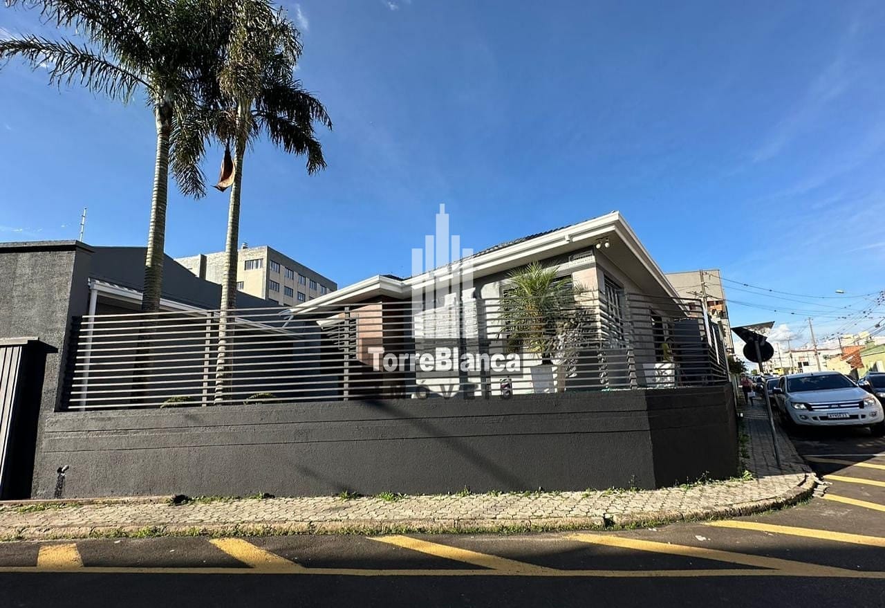 Casa em Centro, Ponta Grossa/PR de 161m² 1 quartos para locação R$ 4.300,00/mes