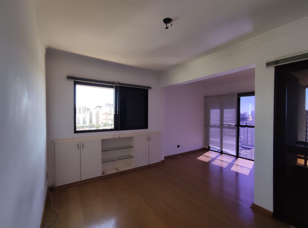 Apartamento em Centro, Londrina/PR de 57m² 1 quartos à venda por R$ 297.000,00