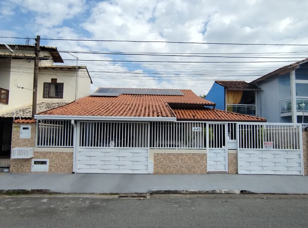 Casa em Liberdade, Rio das Ostras/RJ de 239m² 3 quartos à venda por R$ 979.000,00
