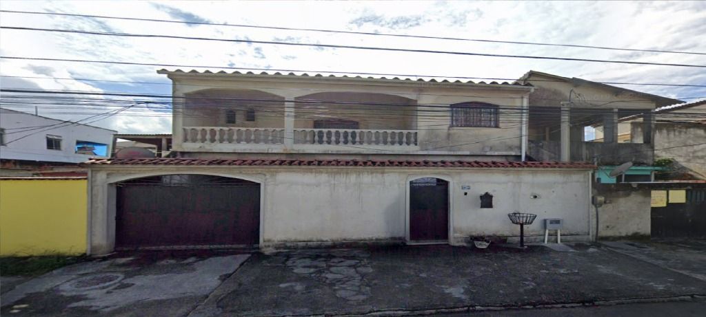 Casa em Campo Grande, Rio de Janeiro/RJ de 256m² 5 quartos à venda por R$ 398.500,00