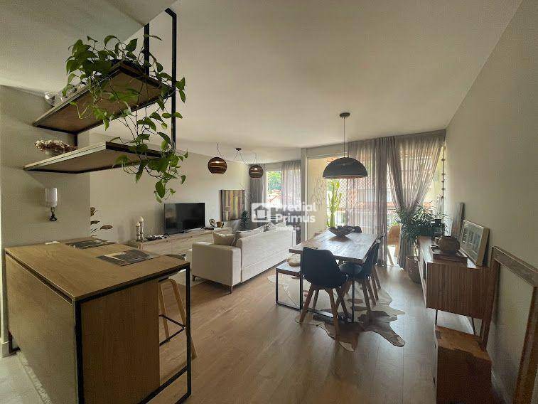 Apartamento em Catarcione, Nova Friburgo/RJ de 141m² 2 quartos à venda por R$ 749.000,00