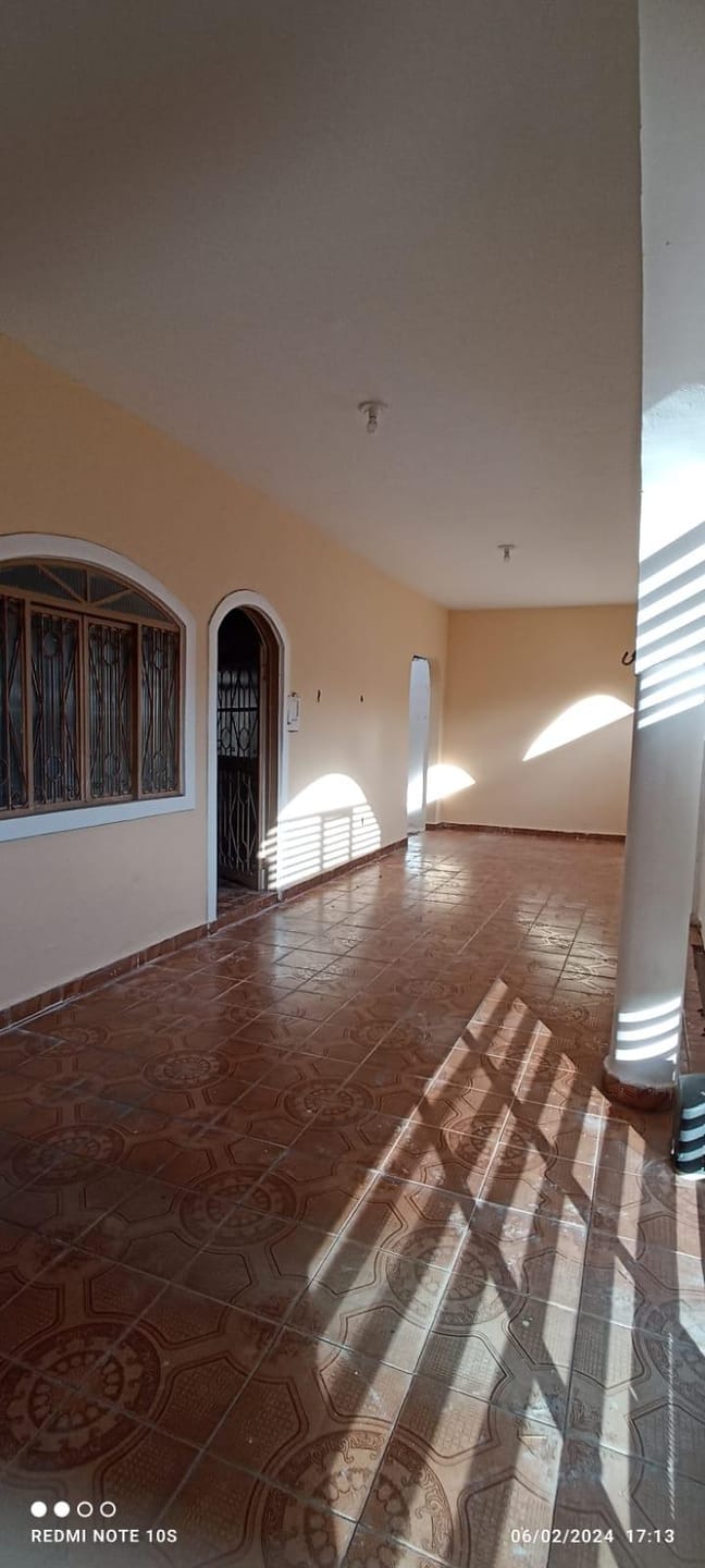 Casa em Grande Terceiro, Cuiabá/MT de 360m² 3 quartos para locação R$ 2.000,00/mes