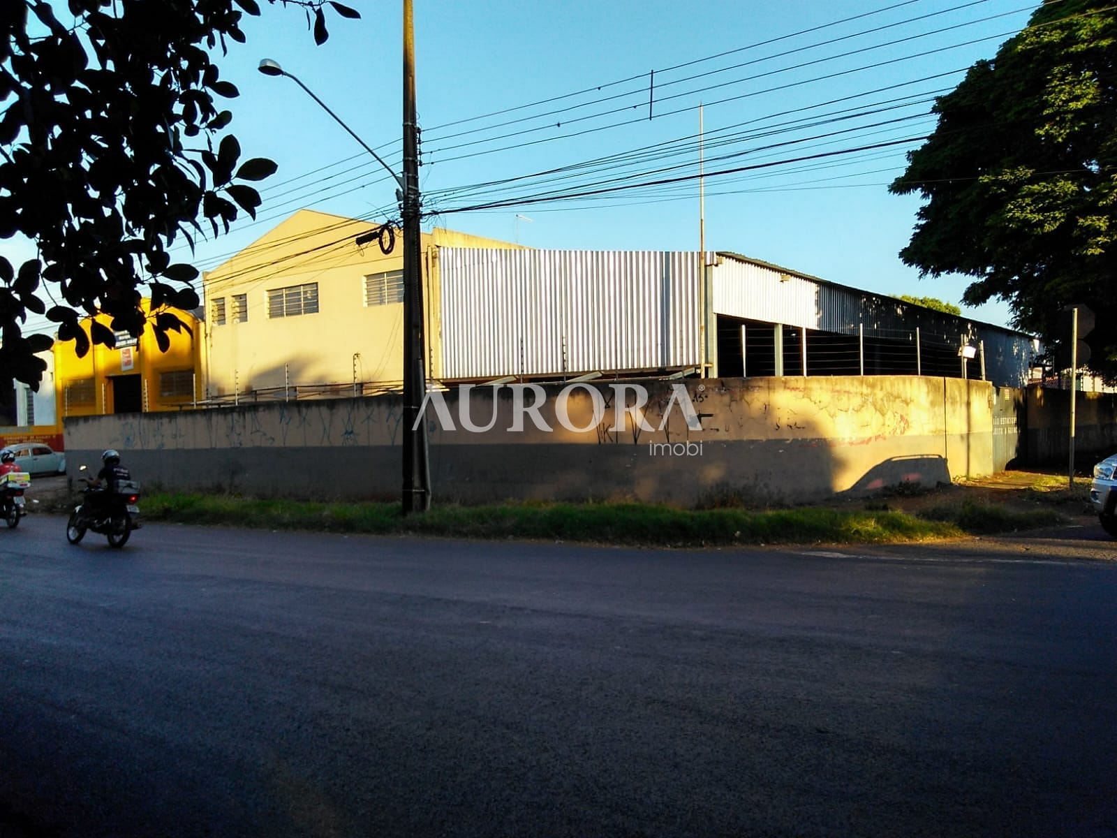 Galpão em Waldemar Hauer, Londrina/PR de 766m² à venda por R$ 3.199.000,00 ou para locação R$ 12.000,00/mes