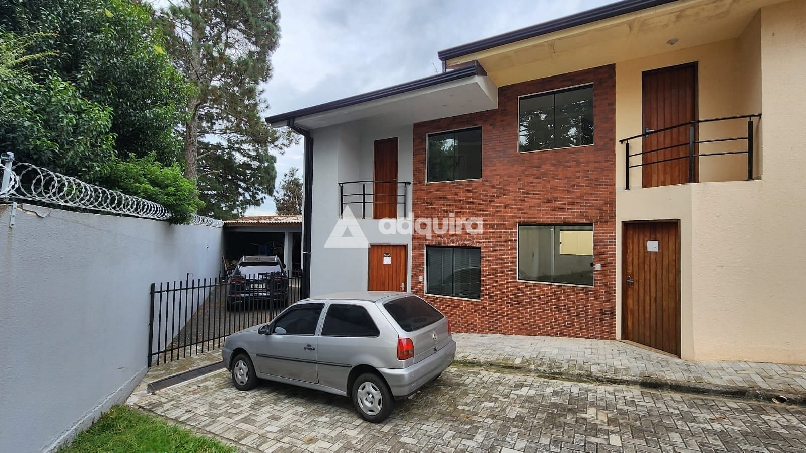 Casa em Uvaranas, Ponta Grossa/PR de 59m² 2 quartos à venda por R$ 289.000,00