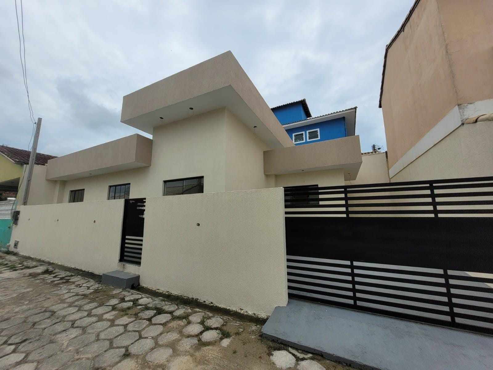 Casa em Baleia, São Pedro da Aldeia/RJ de 78m² 3 quartos à venda por R$ 368.000,00
