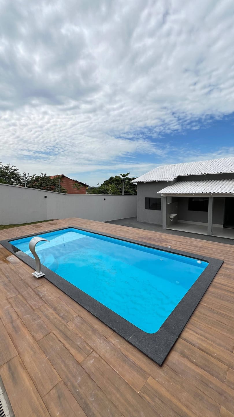 Casa em Itapoã, Aparecida de Goiânia/GO de 200m² 3 quartos à venda por R$ 696.000,00