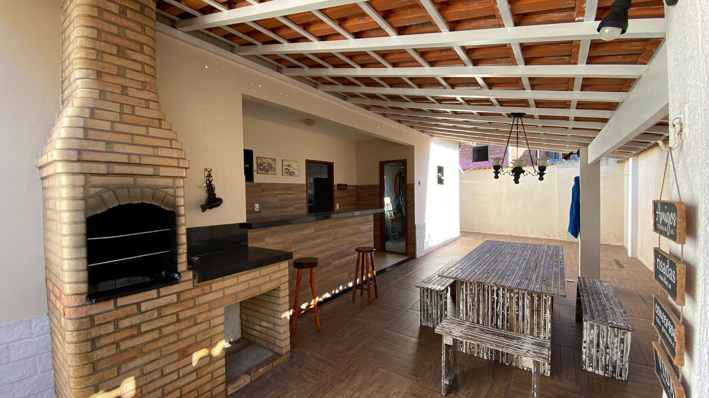 Casa em Parque Burle, Cabo Frio/RJ de 159m² 3 quartos à venda por R$ 734.000,00